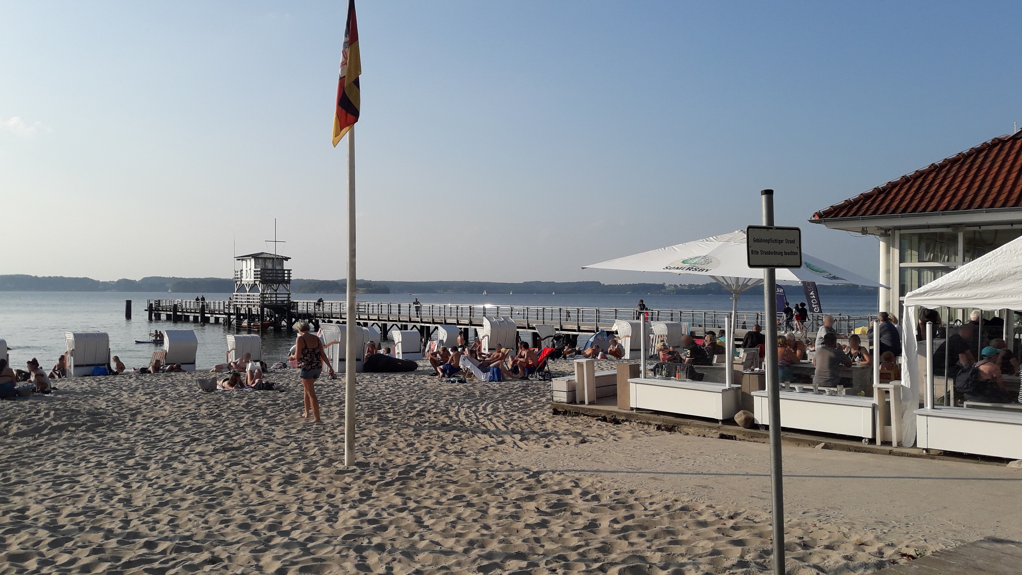 Strand und Strandlokal in Glücksburg